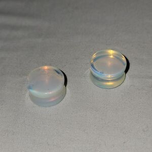 ½ plugs 